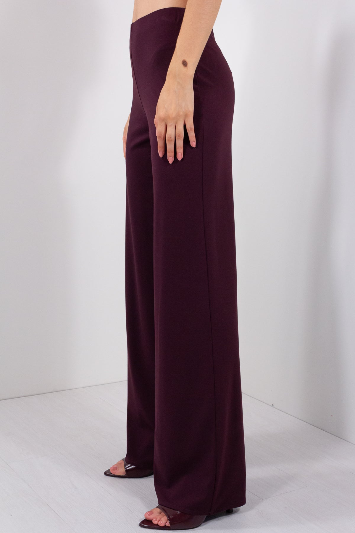 PANTALONE SOFT TOUCH AMPIO