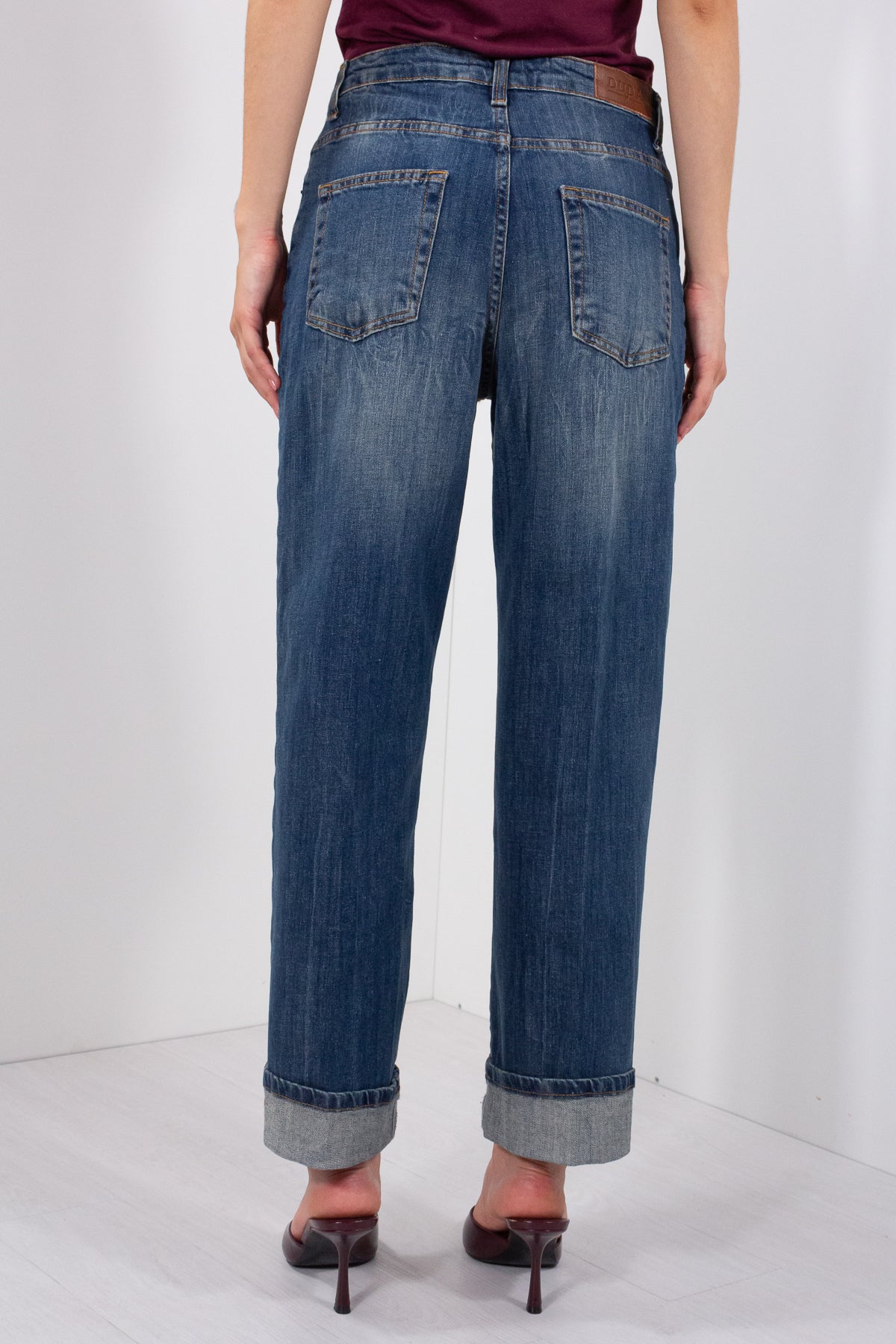 JEANS RISVOLTO LAVAGGIO MEDIO