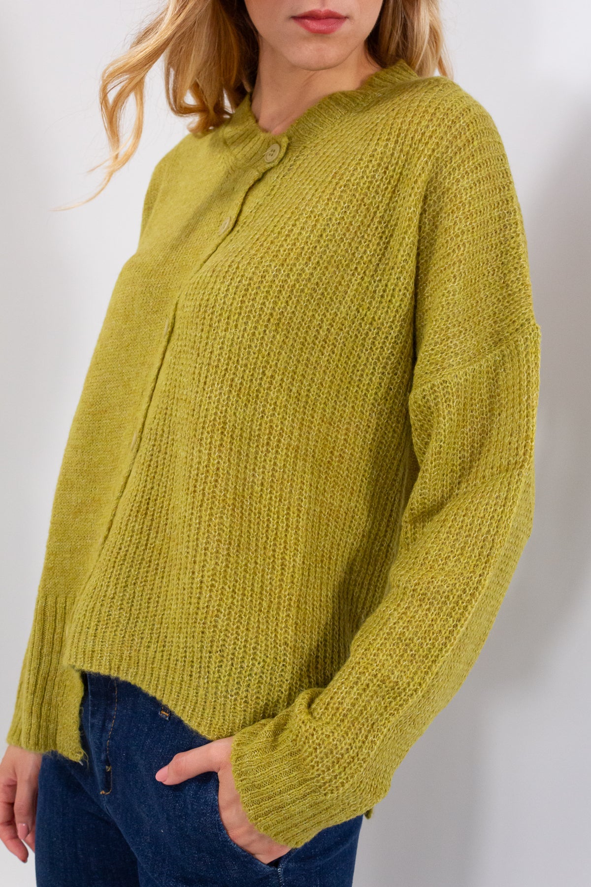 MAGLIA BOTTONI STORTI