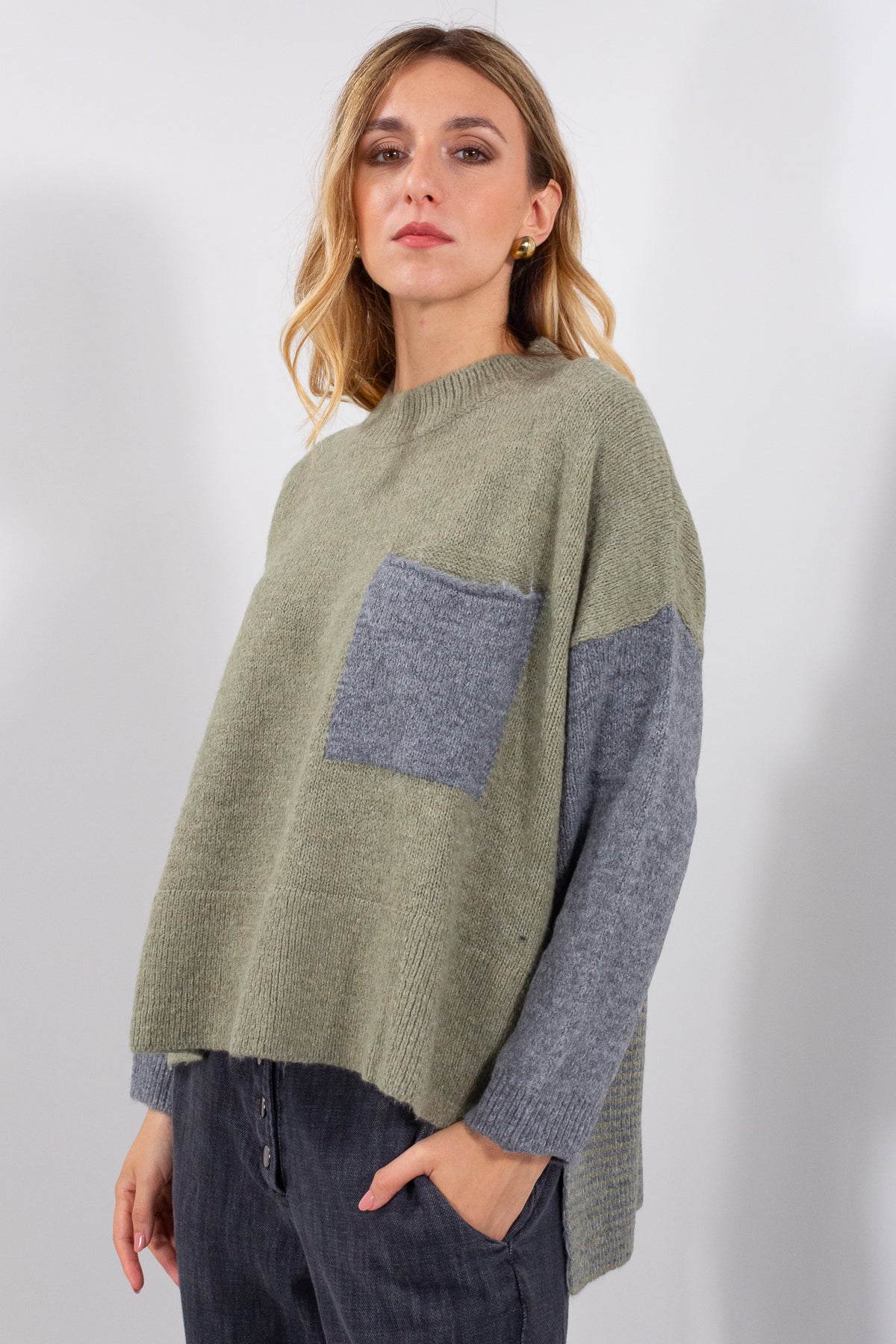 MAGLIA AMPIA RIGHINE + TASCA