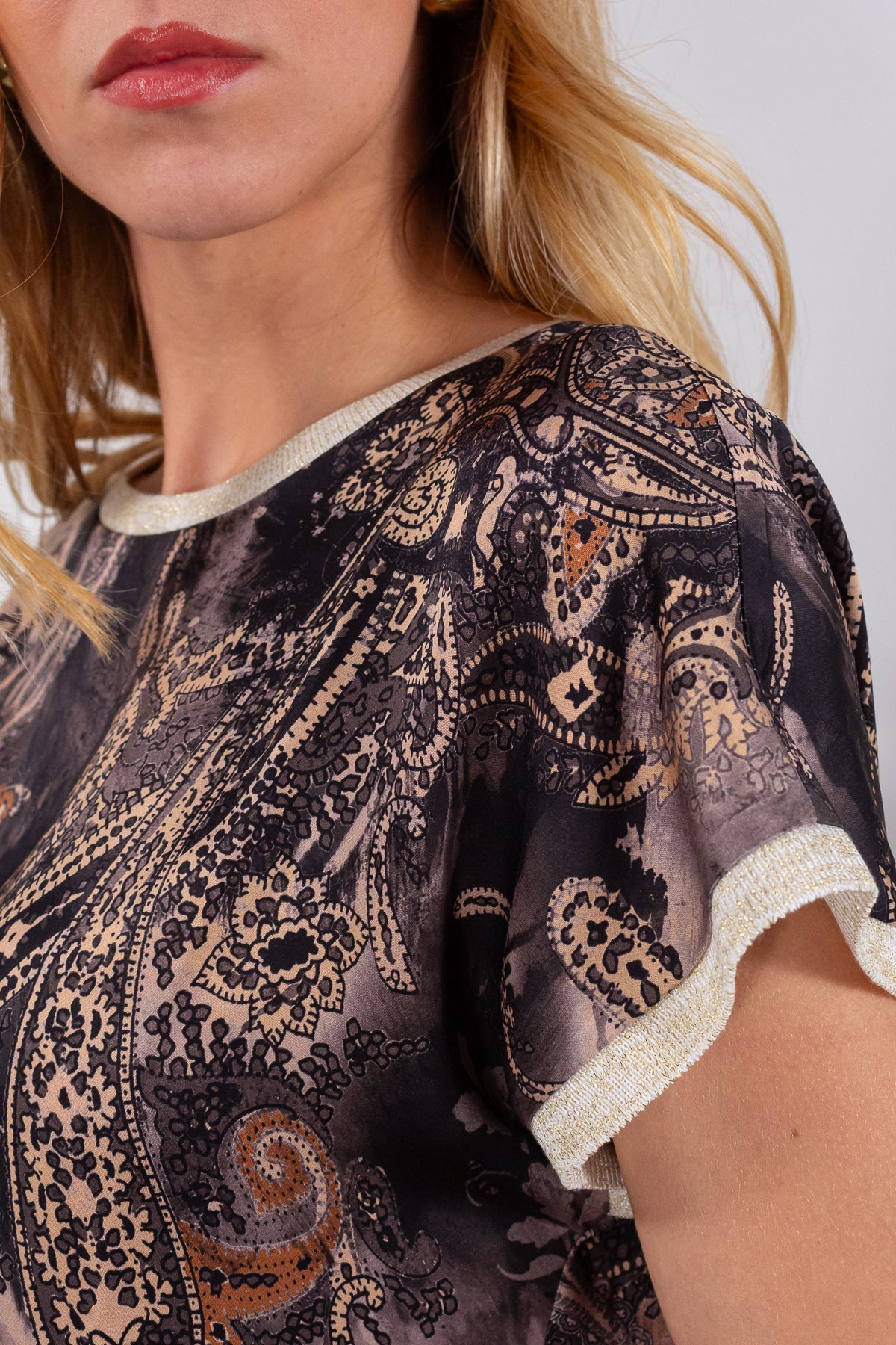 MAGLIA STAMPA RASO