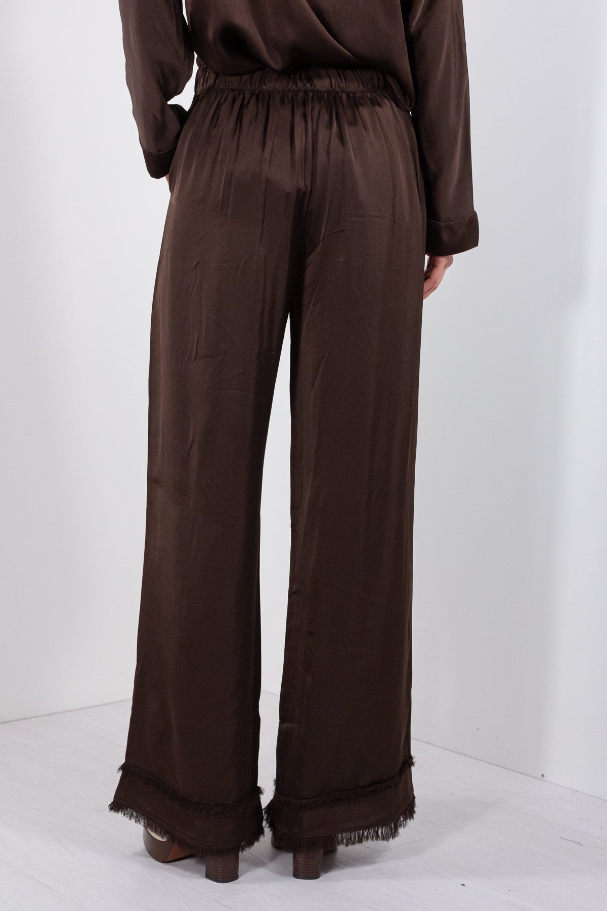 PANTALONE SFRANGIATO RASO