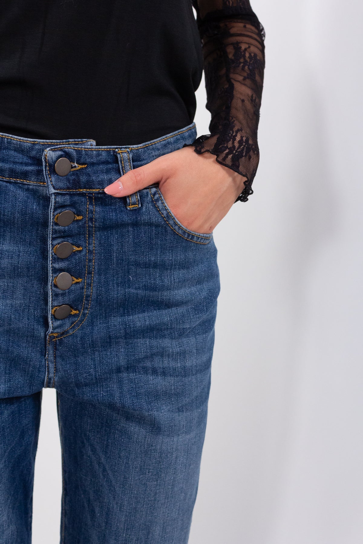 JEANS BOYFRIEND BOTTONI