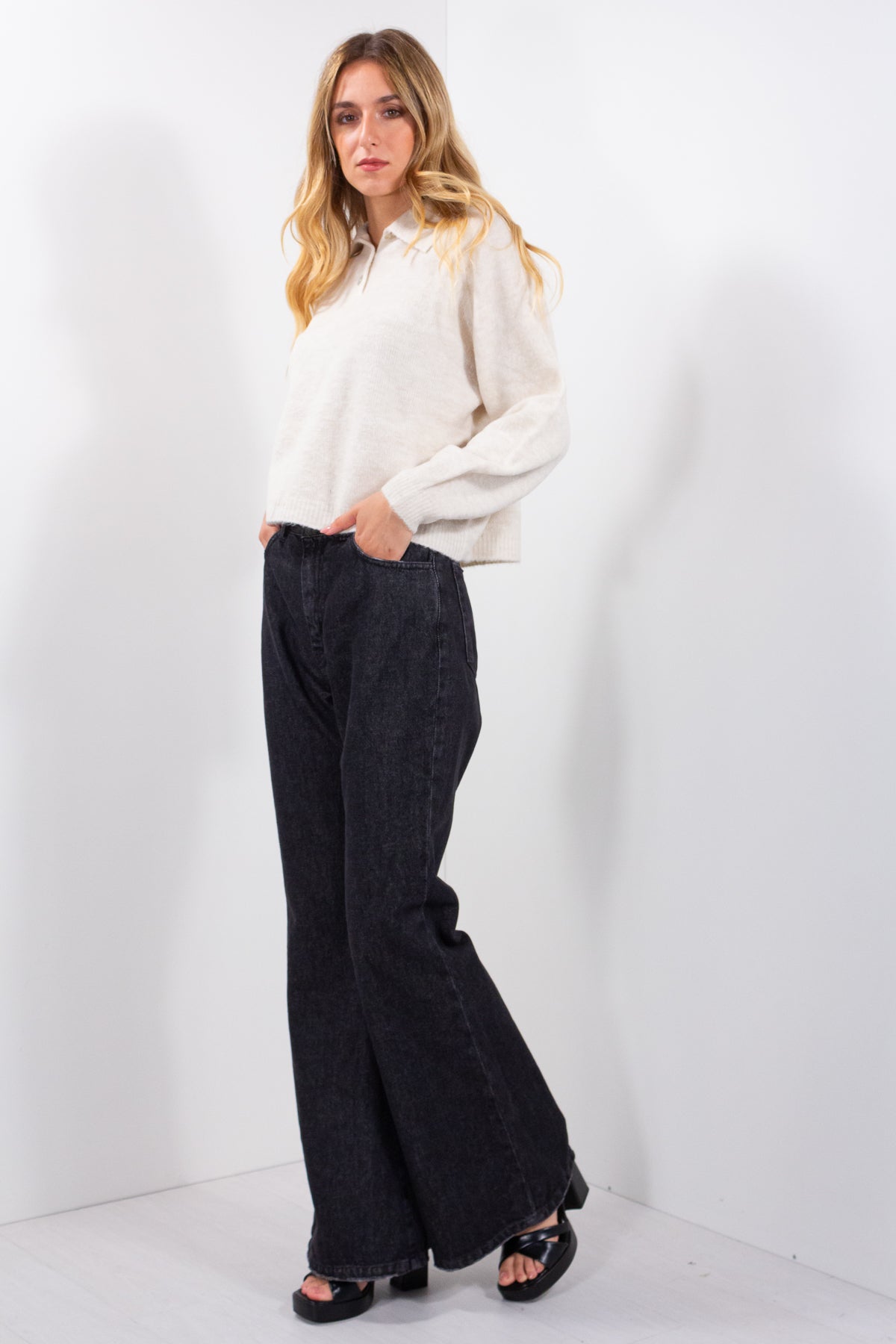 JEANS FLARE NERO