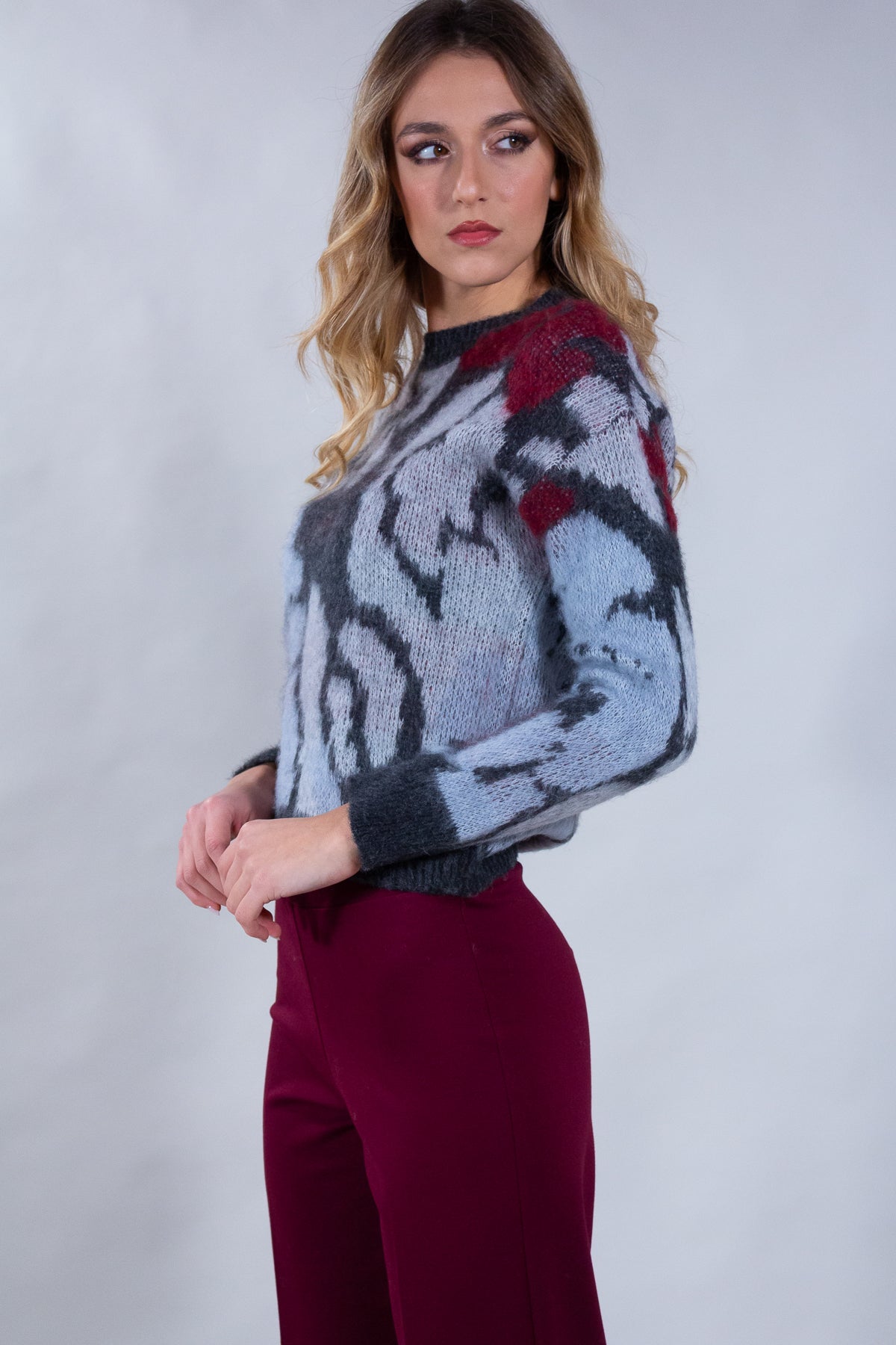 MAGLIA GARZATA FIORI**