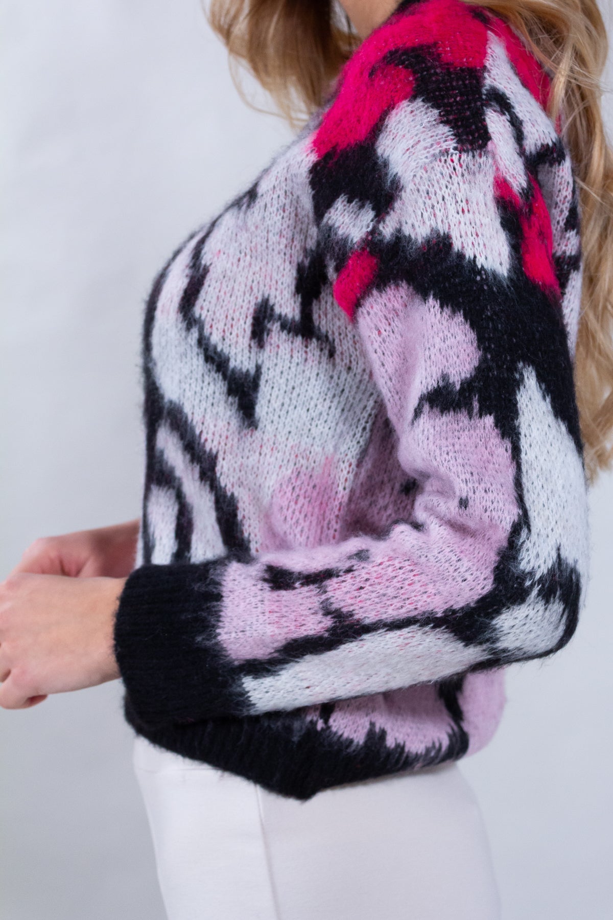 MAGLIA GARZATA FIORI**