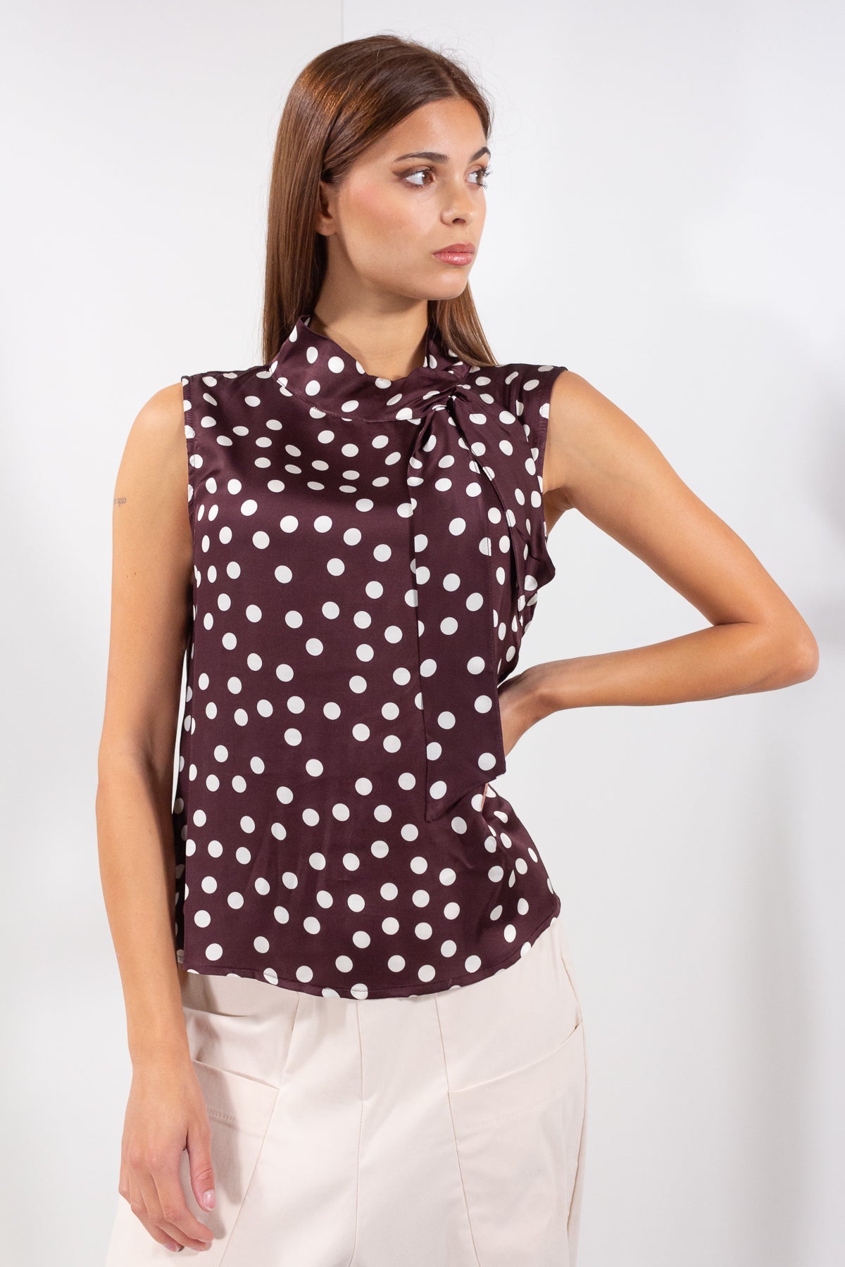 MAGLIA SMANICATA POIS