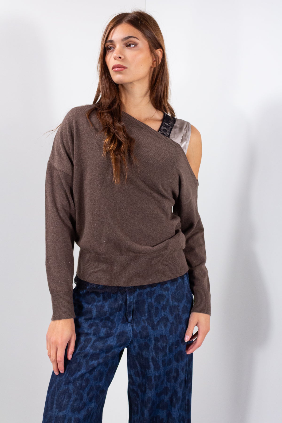 MAGLIA COLLO ASIMMETRICO MISTO LANA/CASHMERE