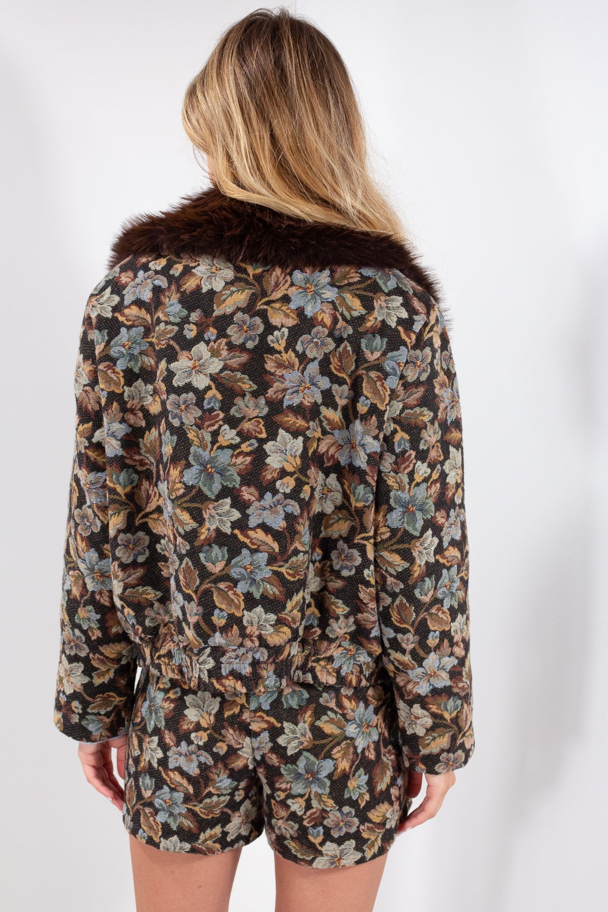 COMPLETO MODA GIACCA+SHORTS