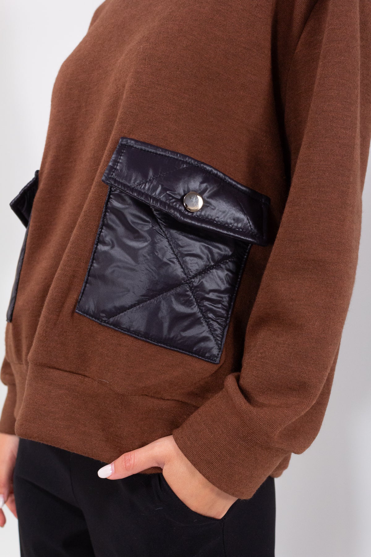 MAGLIA TASCHE TRAPUNTATE