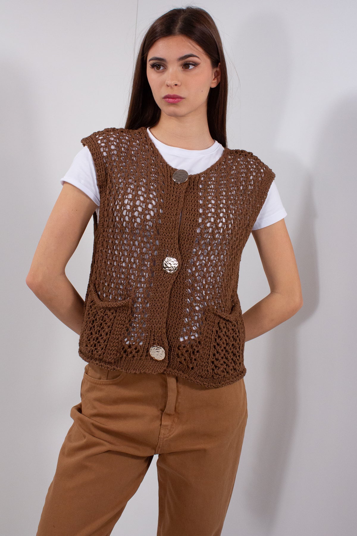 GILET TRAFORATO BOTTONI ORO